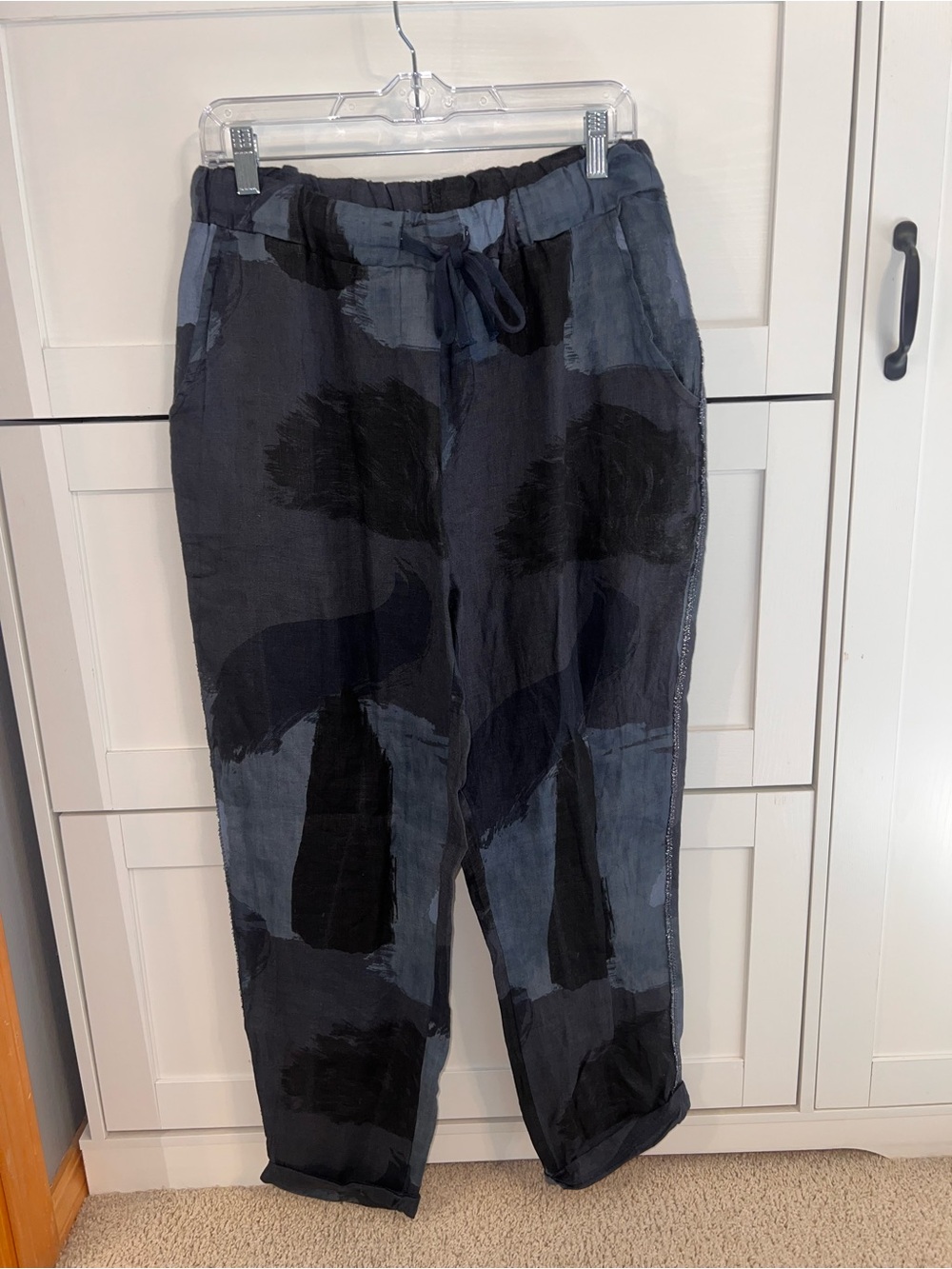 Never Worn Women’s Paper Bag Pants